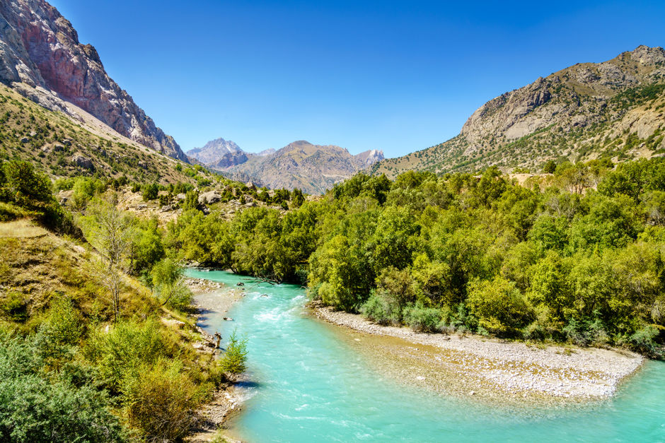 Горная река в Таджикистане